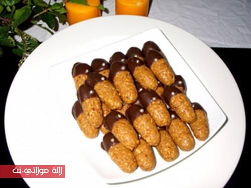 اصابع من اللوز و الشكلاط