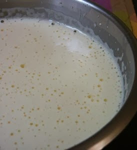 طورطة هائلة بالفريز وكريمة الموسلين لكل الحفلات والمناسبات السعيدة