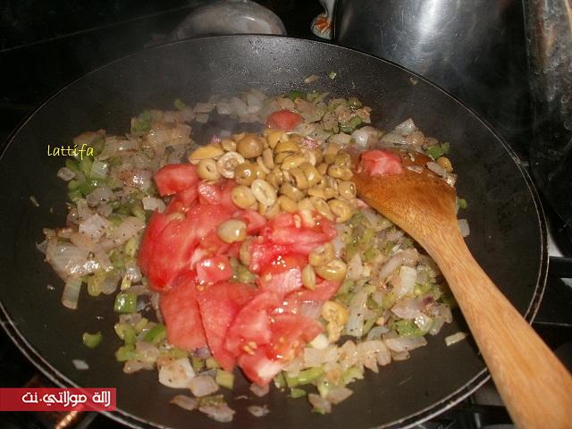 فطائر بالطون والزعتر 5sozs2xu9g5puy8k1g48 فطائر بالطون والزعتر 5sozs2xu9g5puy8k1g48