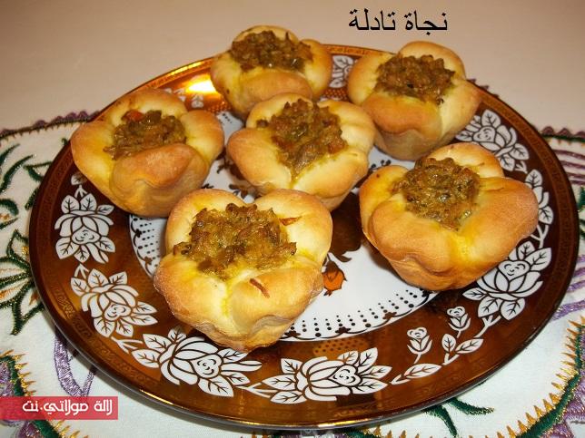 فطائر وردات بحشوة الطون na6tail2v6px5scgq4n.