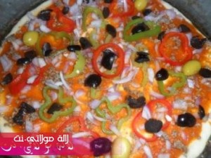 بيتزا سهلة وسريعة بالصور4