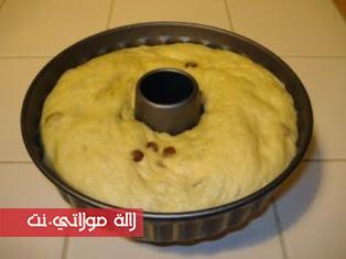 كيكة الخبز بالزبيب سهلة وصحية 2