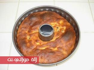 كيكة الخبز بالزبيب سهلة وصحية 3
