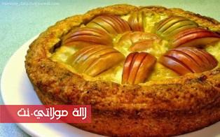 طارط بالتفاح والزبيب روعة