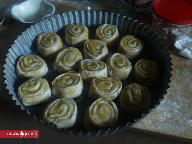 شنيك سينابون بصلصة اللمون الحامض bjwrtpybql8nzrwppq2l