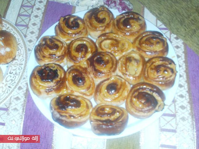 شنيك سينابون بصلصة اللمون الحامض sil0td0by92vmsbi96wy