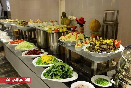 العرس الاسطوري لابنة اغنى رجل في الصحراء المغربية99