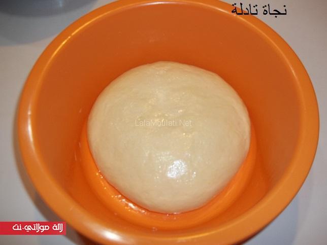 فطائر وردات بحشوة الطون b8wmfb63gfjlc5sdyfv.