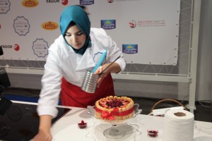 استعداد المتسابقات لتقديم أفضل ما لديهم