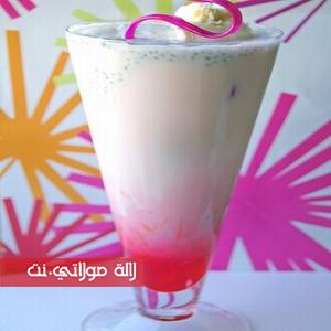 شراب ماء الورد المخفوق بالحليب