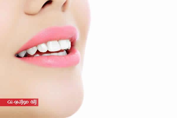 طرق طبيعيَّة فعَّالة لإزالة جير الأسنان
