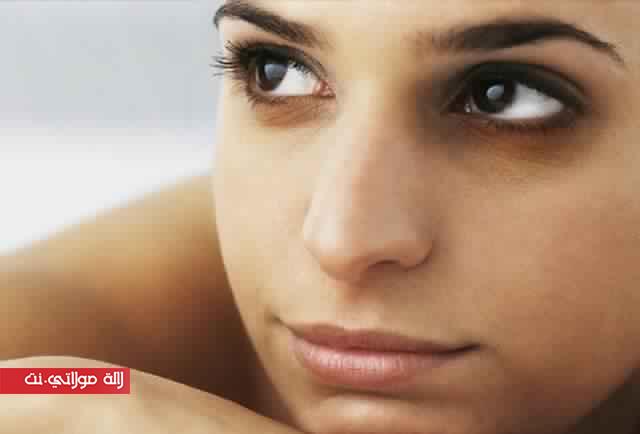 كيف تتخلصي من الهالات السوداء تحت عينيك