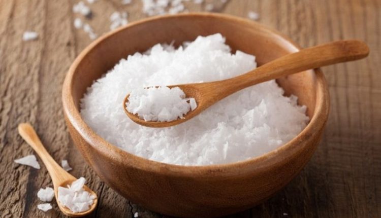 خلطات لنضارة الوجه بالملح