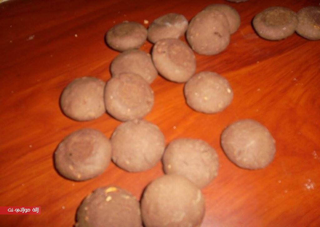 تحضير غريبة باللوز والكاكاو رائعة بالصور