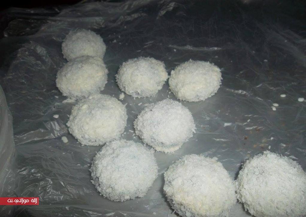 تحضير غريبة باللوز والكاكاو رائعة بالصور