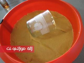 طـريقة تحضير كيك بالبيسكوي والكريم كراميل بالصور 