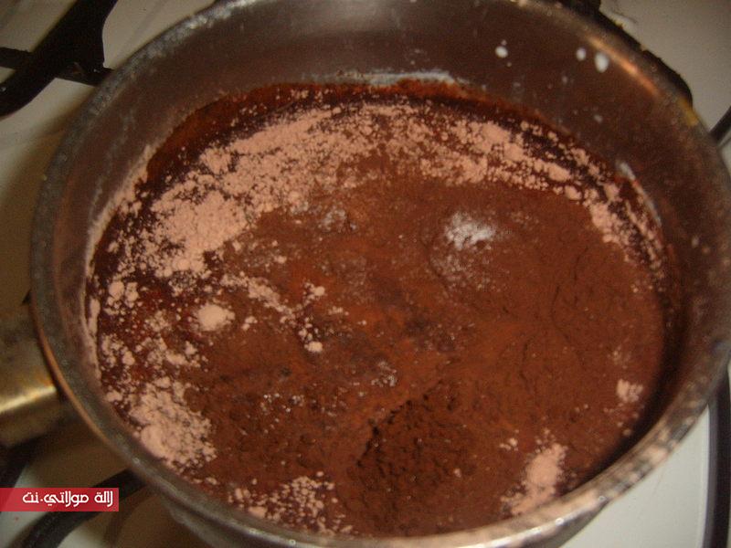 طريقة تحضير كيكة الطبقات بالشكلاط روعة بالصور