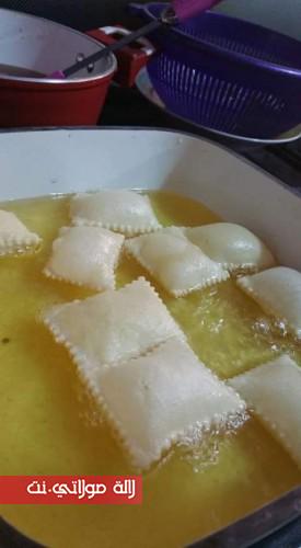 طريقة تحضير رغايف مقليين روعة بالصور