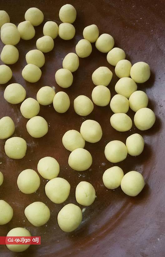  حلوة بالكاوكاو والكونفتير 