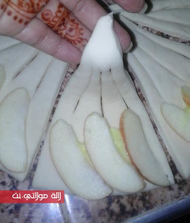  فطائر بالتفاح والكريم باتسيير 