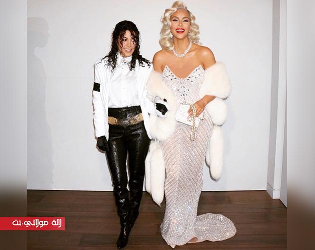 Kim Kardashian وKourtney Kardashian متنكّرتان بشخصيّتي Madonna وMichael Jackson
