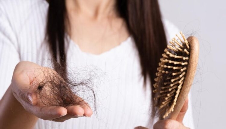 تساقط الشعر مشكلة تؤرقك وتقلقك؟ ليس بعد أن تجربي علاج لالة مولاتي الفعال