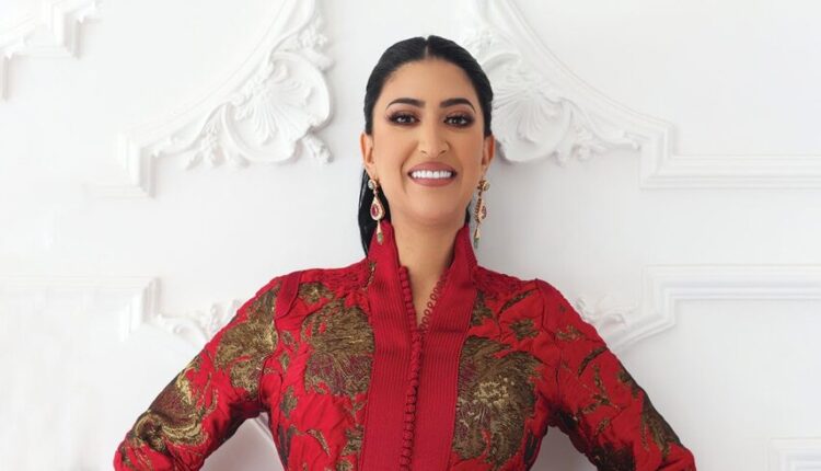 السيرة الذاتية للفنانة دنيا بوطازوت (Dounia Boutazout)